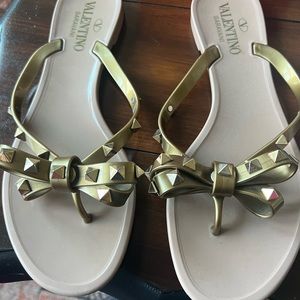 Valentino bow thong Sandals